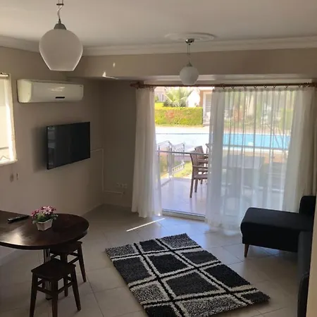 Sunset Club Lighthouse 29 Apartment *